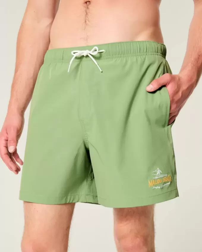 Malibu Beach – Volley-Badehose mit Grafik bis zur Mitte des Oberschenkels Malibu Beach – Volley-Badehose mit Grafik bis zur Mitte des Oberschenkels