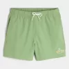 Malibu Beach – Volley-Badehose mit Grafik bis zur Mitte des Oberschenkels Malibu Beach – Volley-Badehose mit Grafik bis zur Mitte des Oberschenkels