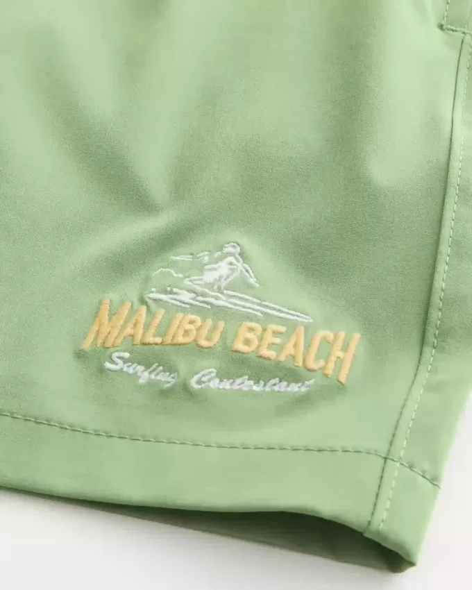 Malibu Beach – Volley-Badehose mit Grafik bis zur Mitte des Oberschenkels Malibu Beach – Volley-Badehose mit Grafik bis zur Mitte des Oberschenkels