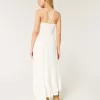 Maxikleid im Häkelstil aus gemischtem Stoff