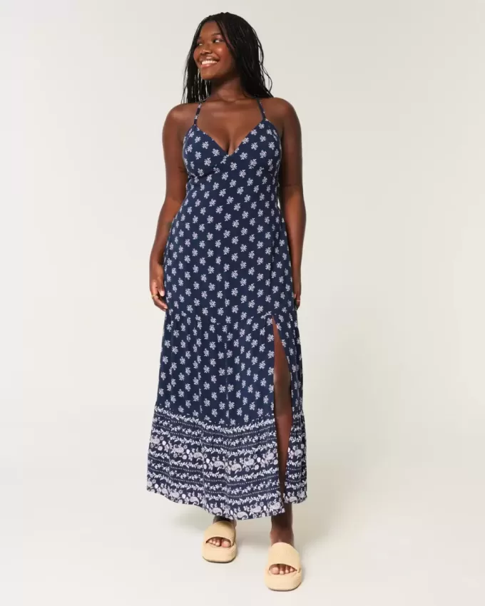 Maxikleid mit offenem Rücken Maxikleid mit offenem Rücken
