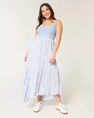 Maxikleid mit V-Ausschnitt im Häkel-Mix