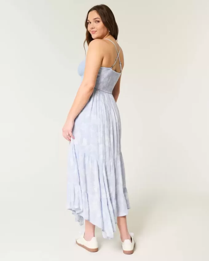 Maxikleid mit V-Ausschnitt im Häkel-Mix