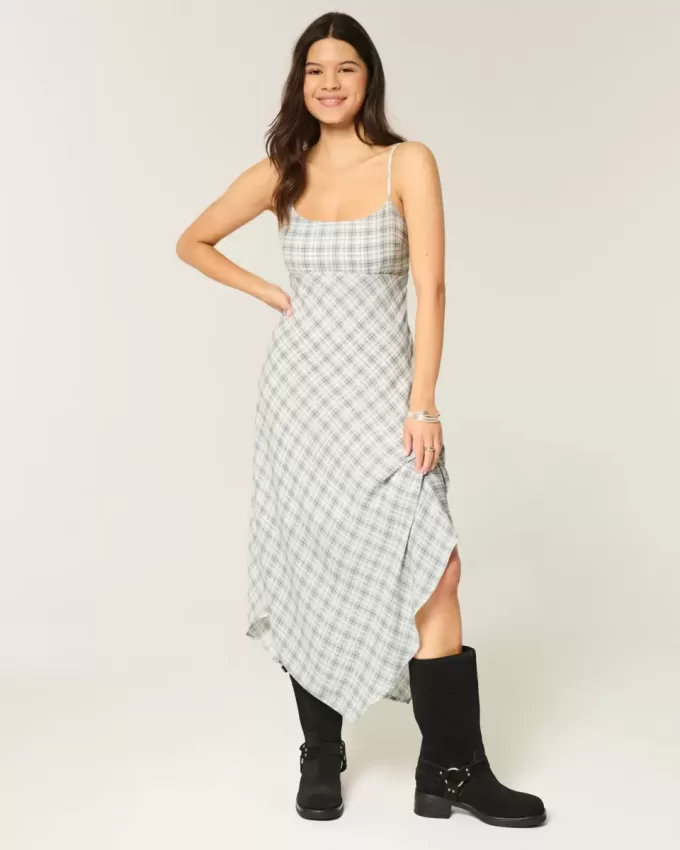 Midikleid mit asymmetrischem Saum