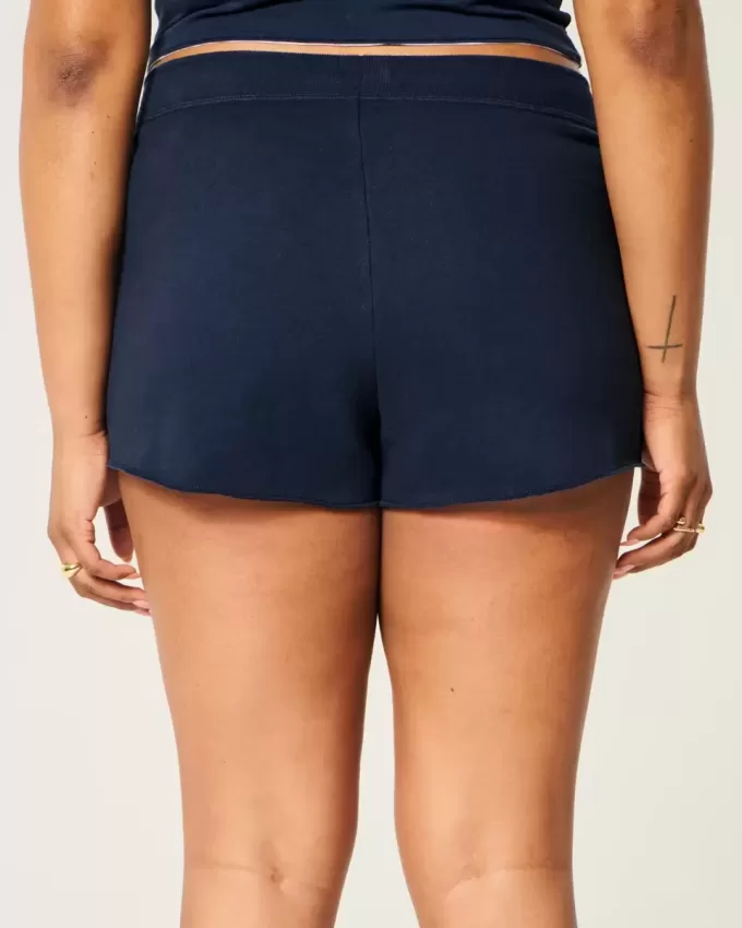 Mini-Fleece-Shorts mit Bärengrafik Mini-Fleece-Shorts mit Bärengrafik
