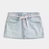 Mini-Skort aus Denim mit heller Waschung und Schnürsenkeln Mini-Skort aus Denim mit heller Waschung und Schnürsenkeln