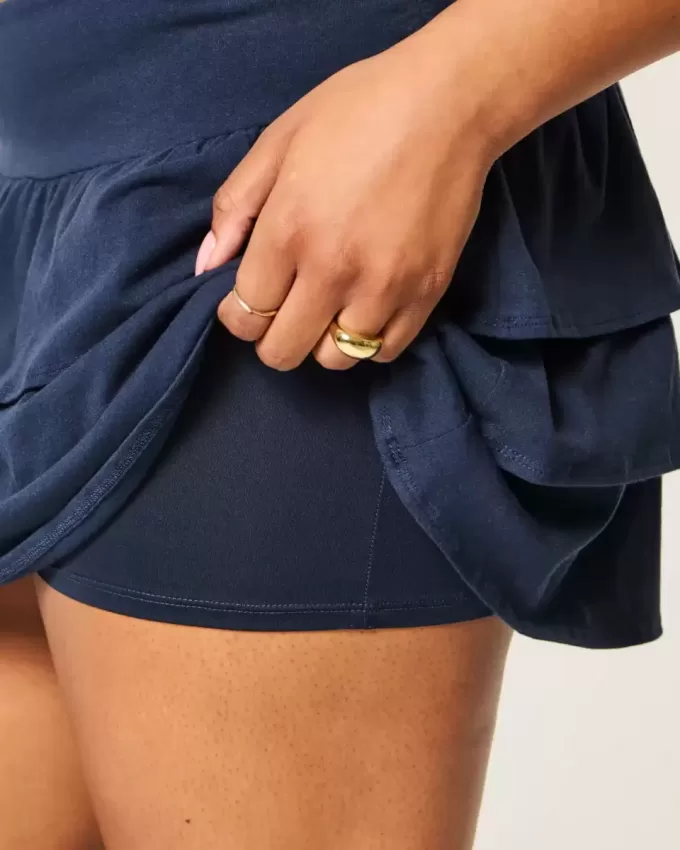 Mini-Skort aus Rüschenstrick Mini-Skort aus Rüschenstrick