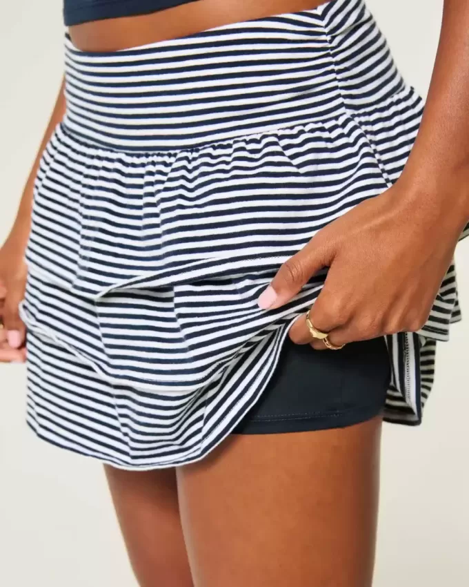 Mini-Skort aus Rüschenstrick Mini-Skort aus Rüschenstrick