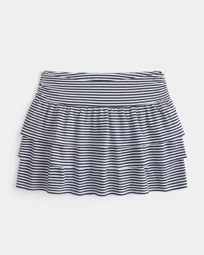 Mini-Skort aus Rüschenstrick Mini-Skort aus Rüschenstrick