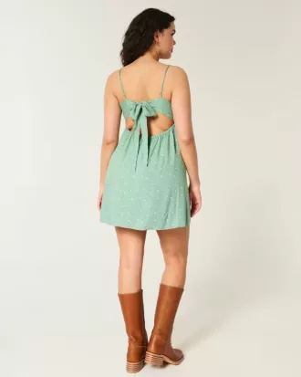 Mini-Slipkleid mit Spitzendetail