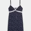 Mini-Slipkleid mit Spitzendetail