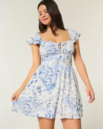 Minikleid mit Flatterärmeln und V-Taille