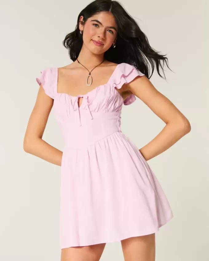 Minikleid mit Flatterärmeln und V-Taille