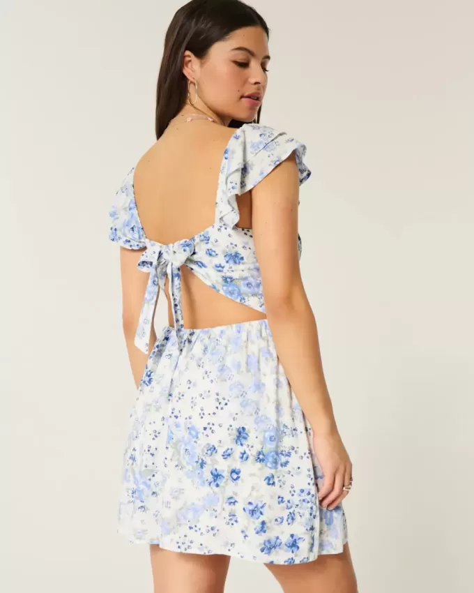 Minikleid mit Flatterärmeln und V-Taille