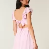 Minikleid mit Flatterärmeln und V-Taille
