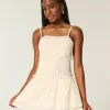 Minikleid mit Spitzenbesatz Minikleid mit Spitzenbesatz