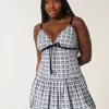 Minikleid mit V-Ausschnitt und Bubble-Muster Minikleid mit V-Ausschnitt und Bubble-Muster
