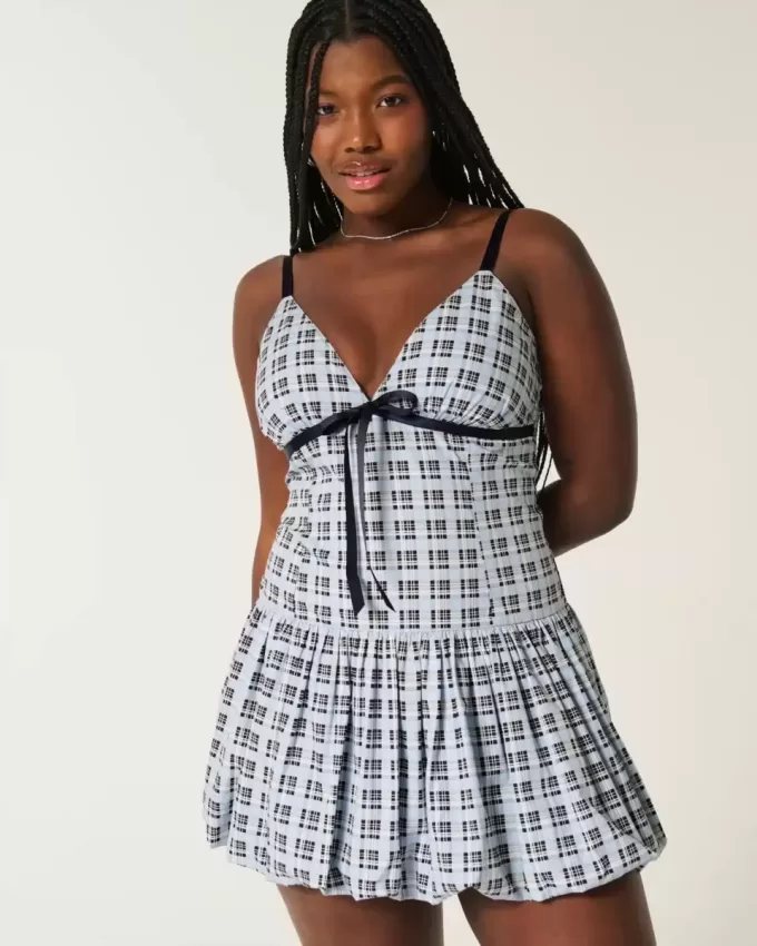 Minikleid mit V-Ausschnitt und Bubble-Muster Minikleid mit V-Ausschnitt und Bubble-Muster