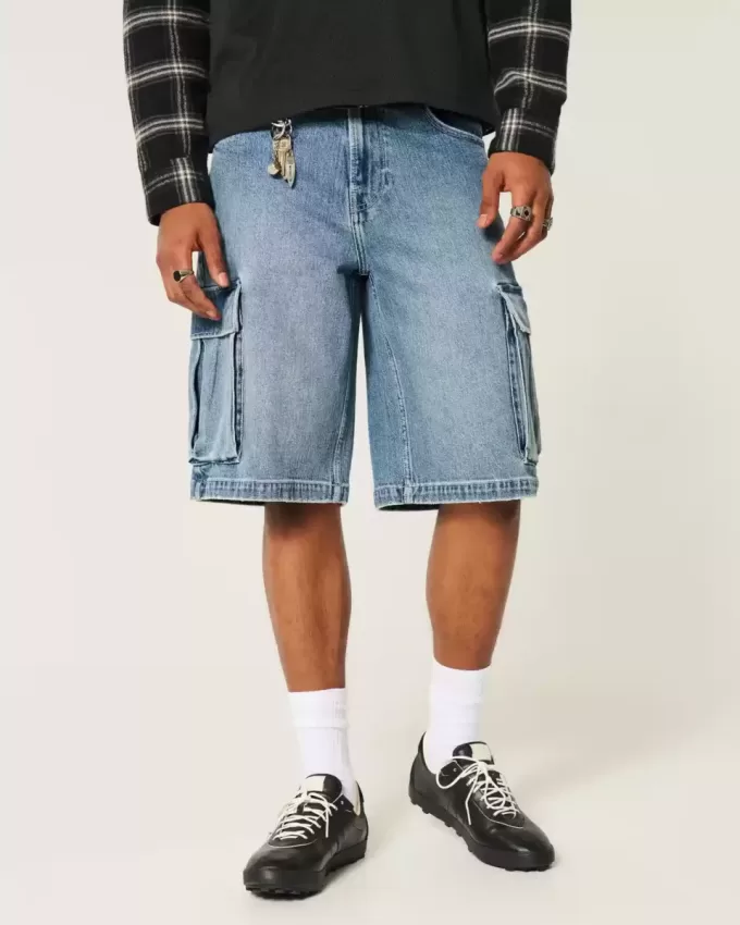 Mittel gewaschene Super Baggy-Cargo-Shorts aus Denim