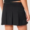 Mittelhoher, plissierter Mini-Skort Mittelhoher, plissierter Mini-Skort