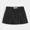 Mittelhoher, plissierter Mini-Skort Mittelhoher, plissierter Mini-Skort