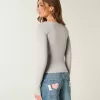Nahtloses Scoop-Top aus Stoff Nahtloses Scoop-Top aus Stoff