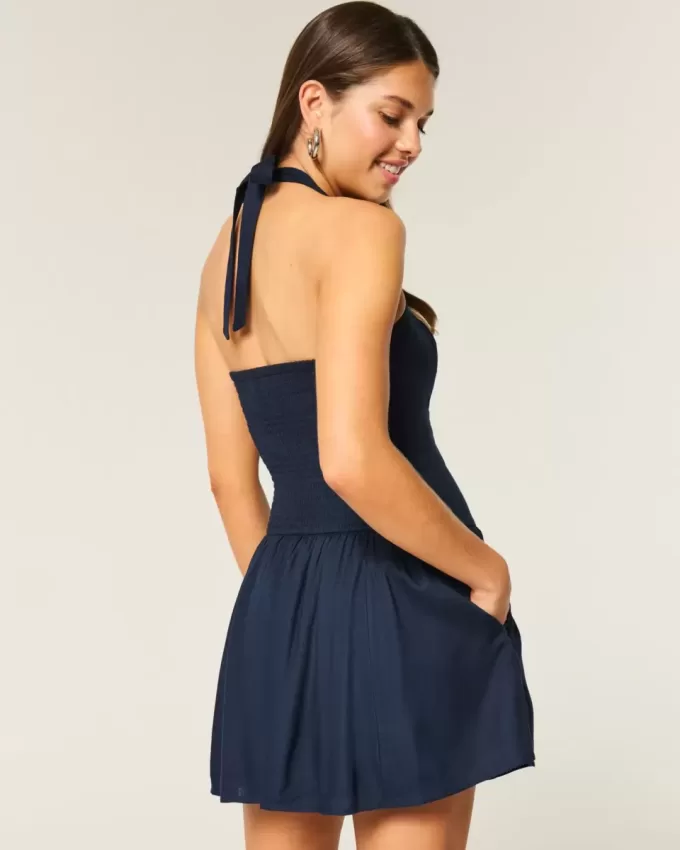 Neckholder-Minikleid mit tiefer Taille