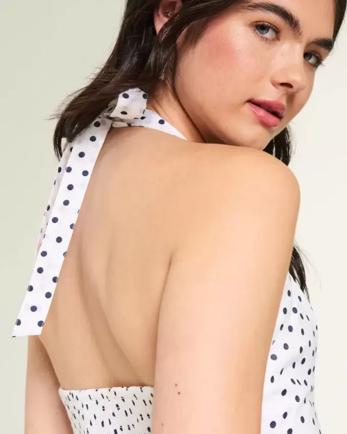 Neckholder-Top mit Plissierung und offenem Rücken Neckholder-Top mit Plissierung und offenem Rücken