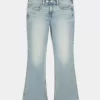 Niedrige Bootcut-Jeans mit mittlerer Waschung und Schmetterlingsstickerei Niedrige Bootcut-Jeans mit mittlerer Waschung und Schmetterlingsstickerei