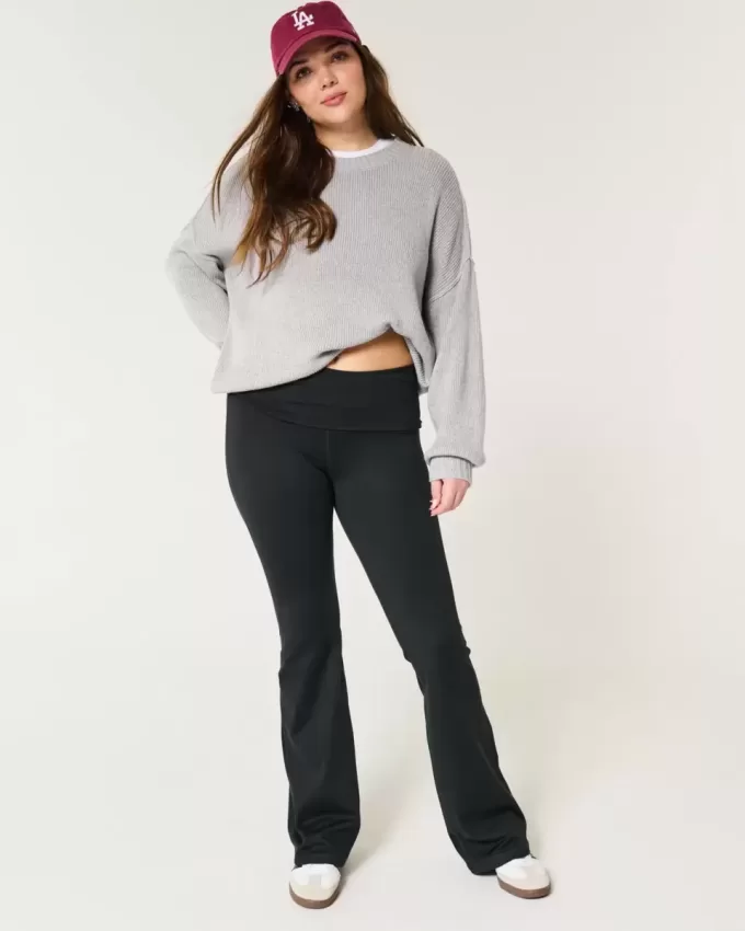 Oversize-Pullover mit Rundhalsausschnitt Oversize-Pullover mit Rundhalsausschnitt