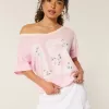 Oversize-T-Shirt mit schulterfreiem College-Blumenmuster Oversize-T-Shirt mit schulterfreiem College-Blumenmuster