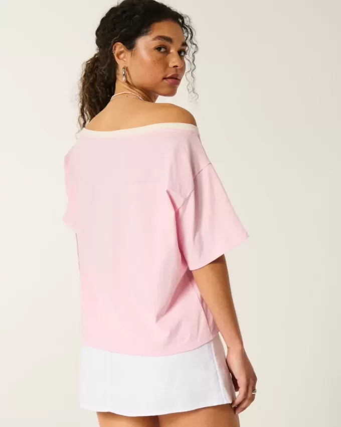 Oversize-T-Shirt mit schulterfreiem College-Blumenmuster Oversize-T-Shirt mit schulterfreiem College-Blumenmuster