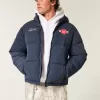 Pufferjacke mit Kapuze und Motorsport-Grafik Pufferjacke mit Kapuze und Motorsport-Grafik