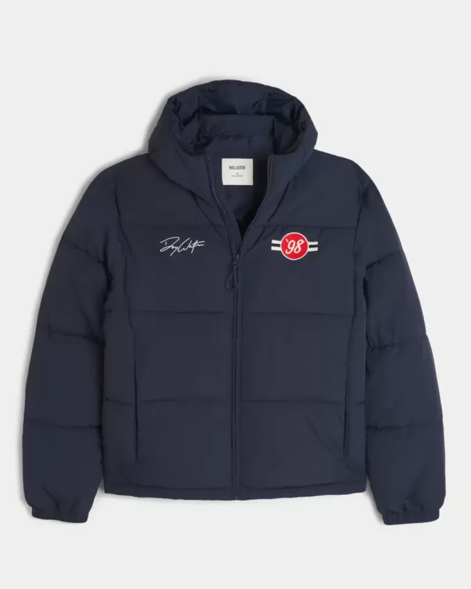 Pufferjacke mit Kapuze und Motorsport-Grafik Pufferjacke mit Kapuze und Motorsport-Grafik