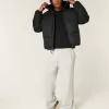 Pufferjacke mit Kunstpelzfutter Pufferjacke mit Kunstpelzfutter
