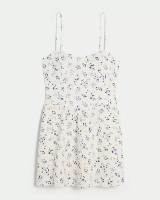 Rückenfreies Skort-Kleid aus Leinenmischung Rückenfreies Skort-Kleid aus Leinenmischung