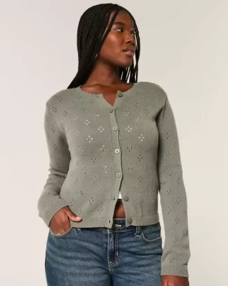 Rundhals-Cardigan mit Ösen Rundhals-Cardigan mit Ösen