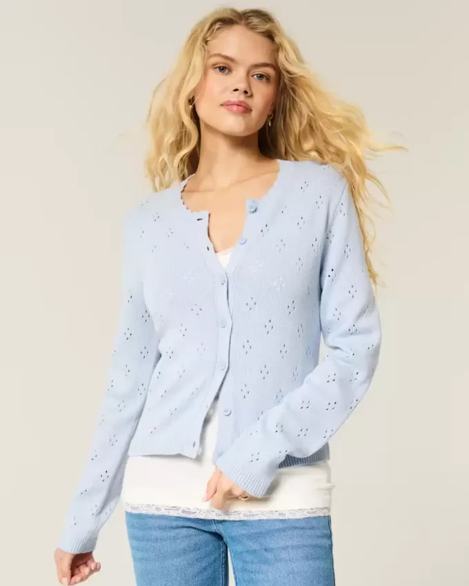 Rundhals-Cardigan mit Ösen Rundhals-Cardigan mit Ösen