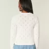 Rundhals-Cardigan mit Ösen Rundhals-Cardigan mit Ösen