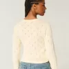 Rundhals-Cardigan mit Ösen Rundhals-Cardigan mit Ösen