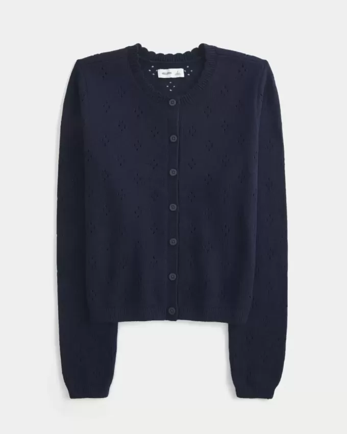 Rundhals-Cardigan mit Ösen Rundhals-Cardigan mit Ösen