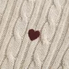 Rundhalspullover mit Zopfmuster und Herzmuster Rundhalspullover mit Zopfmuster und Herzmuster