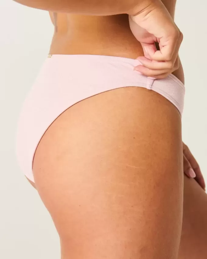 Schimmerndes Cheeky-Bikinihöschen mit hohem Beinausschnitt Schimmerndes Cheeky-Bikinihöschen mit hohem Beinausschnitt