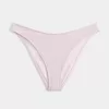 Schimmerndes Cheeky-Bikinihöschen mit hohem Beinausschnitt Schimmerndes Cheeky-Bikinihöschen mit hohem Beinausschnitt