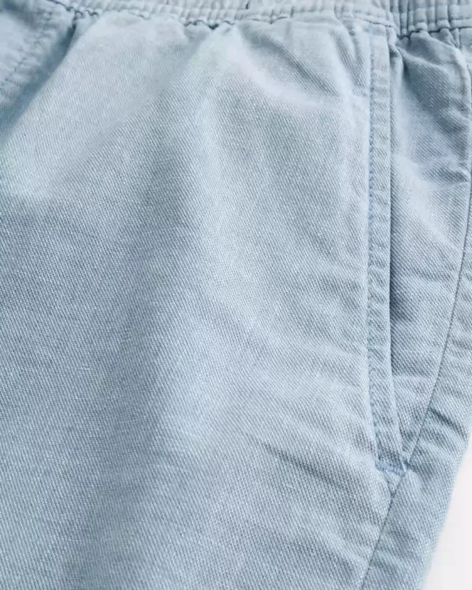 Schlupfshorts aus Leinenmischung bis zur Mitte des Oberschenkels Schlupfshorts aus Leinenmischung bis zur Mitte des Oberschenkels