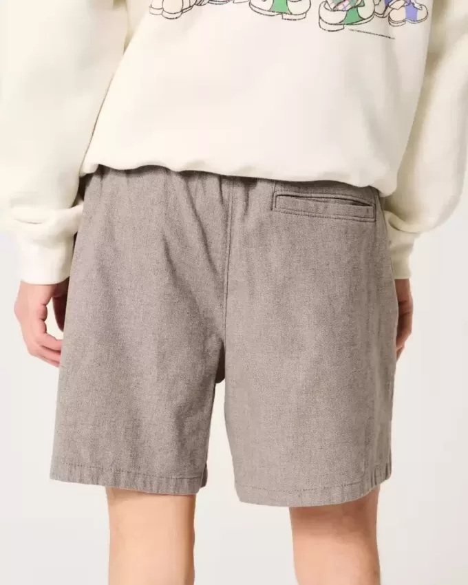 Schlupfshorts aus Leinenmischung bis zur Mitte des Oberschenkels Schlupfshorts aus Leinenmischung bis zur Mitte des Oberschenkels