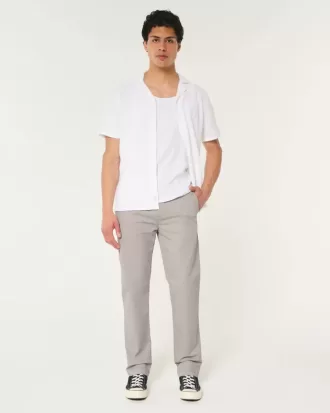 Schmale, gerade Chinohose