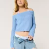 Schulterfreier Pullover im Häkelstil