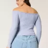 Schulterfreier Zopfmusterpullover