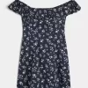 Schulterfreies A-Linien-Minikleid mit Rüschen Schulterfreies A-Linien-Minikleid mit Rüschen